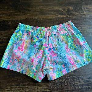 Lilly Pulitzer pull on shorts